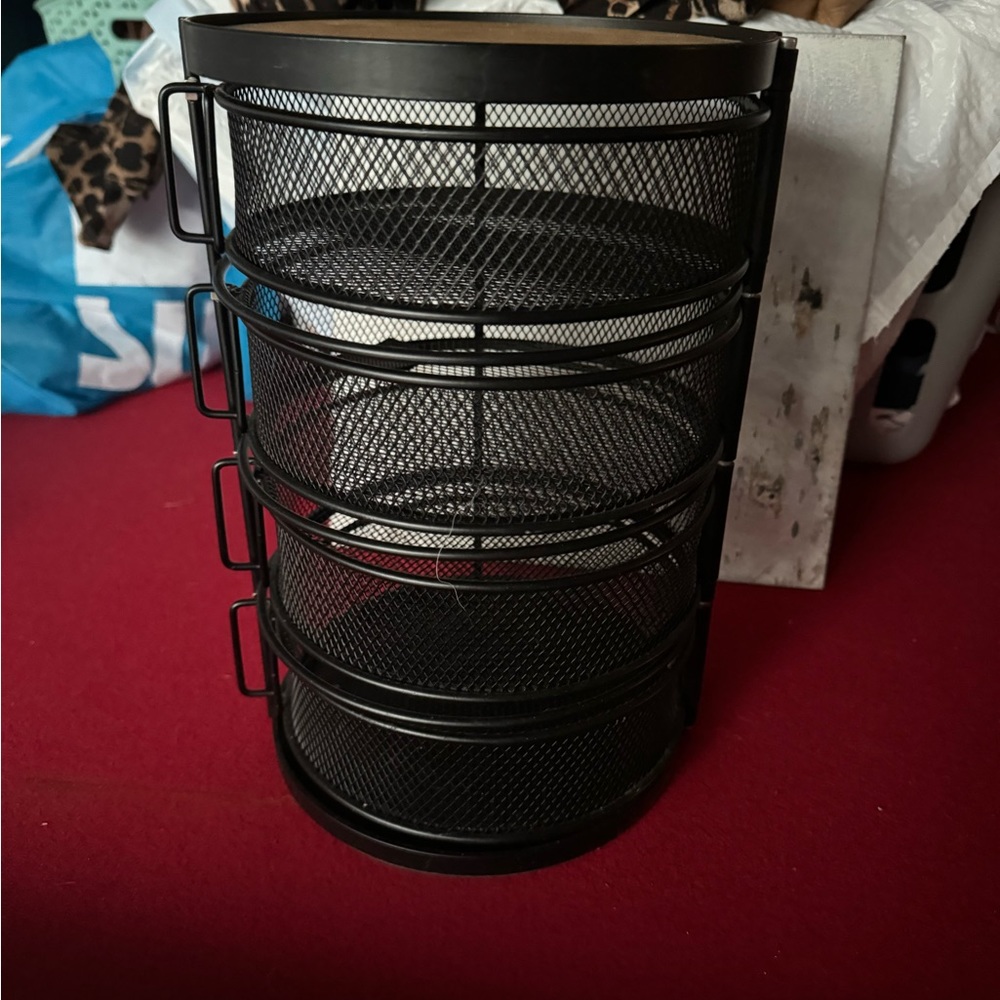 Desk organizer